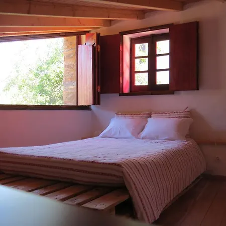 Casas Da Encosta بيت للعطل *