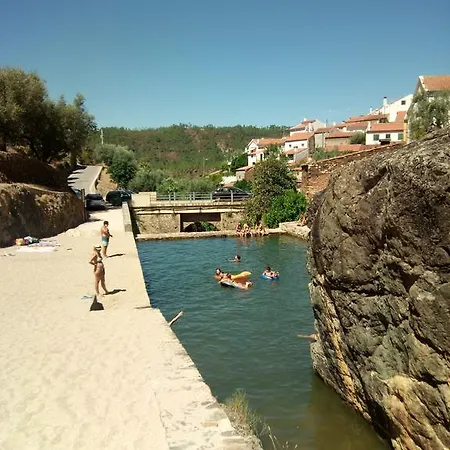 Casas Da Encosta