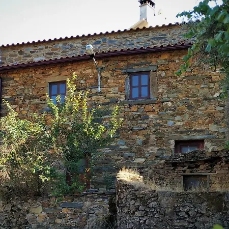 Casas Da Encosta *