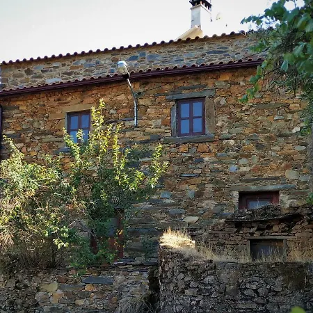 Casas Da Encosta *