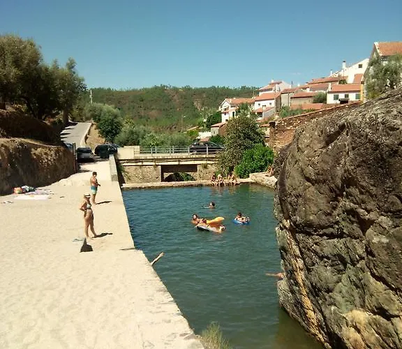 Casas Da Encosta